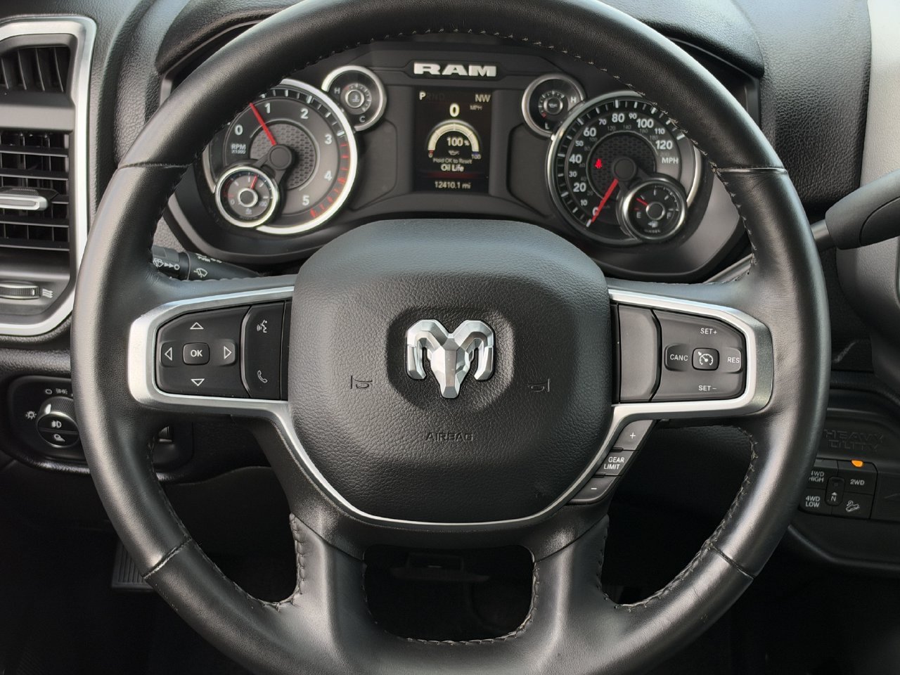 Used 2024 RAM 2500 Big Horn w/ Off Road Package AWD/4WD image 16