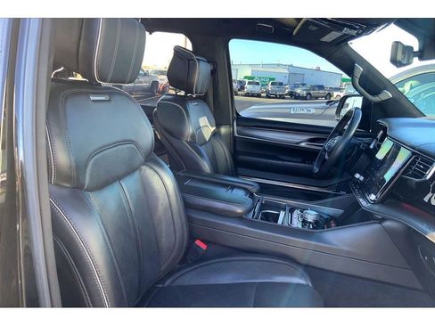 Used 2022 Jeep Grand Wagoneer Series II image 8