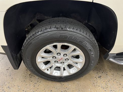 Used 2015 GMC Yukon SLT w/ Open Road Package image 17