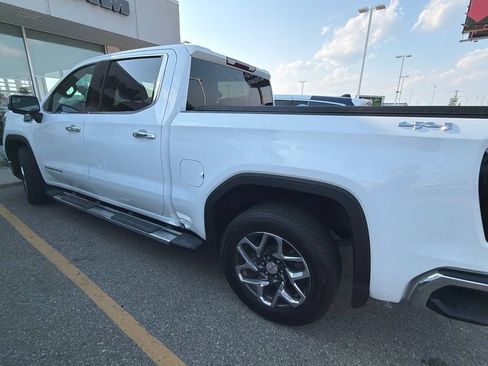 Used 2023 GMC Sierra 1500 SLT w/ SLT Premium Package AWD/4WD image 6