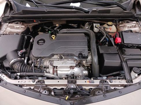 Used 2022 Chevrolet Malibu RS image 29