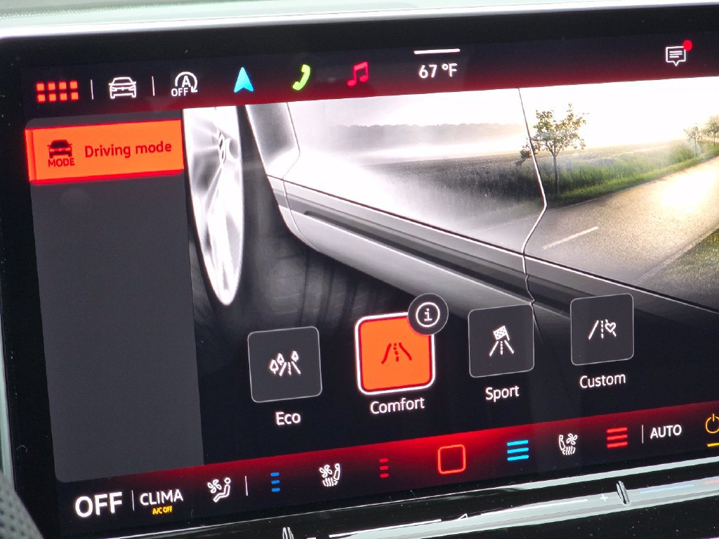 New 2026 Volkswagen GTI SE FWD image 9