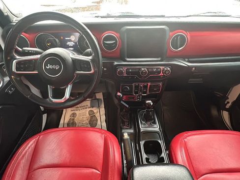 Used 2020 Jeep Gladiator Rubicon image 16