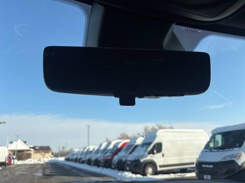 Used 2024 Jeep Grand Cherokee L Limited w/ Luxury Tech Group II image 24