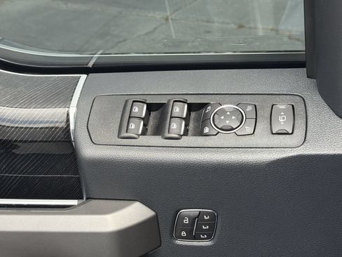 Used 2022 Ford F350 Platinum AWD/4WD image 31