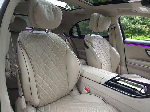 Used 2021 Mercedes-Benz S 580 4MATIC Sedan w/ AMG Line image 20