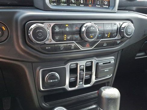 Certified 2021 Jeep Wrangler Unlimited Sport AWD/4WD image 19