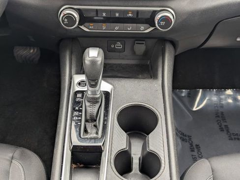 Used 2024 Nissan Altima 2.5 S image 16