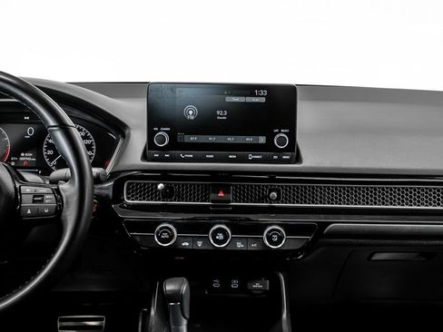 Used 2025 Honda Civic Sport image 23