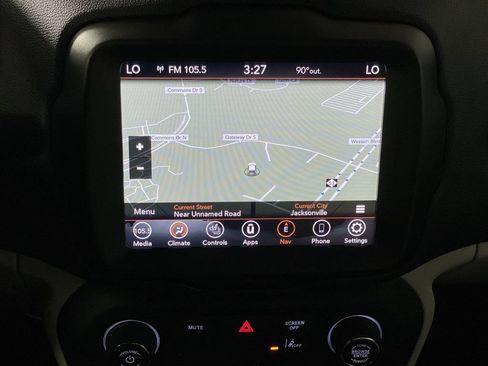 Used 2022 Jeep Renegade Latitude w/ Convenience Group AWD/4WD image 19