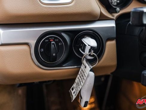 Used 2014 Porsche Cayman image 62