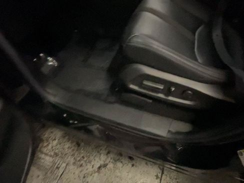 Used 2025 Honda Pilot EX-L image 32