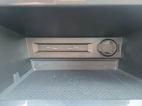 Used 2021 Volkswagen Tiguan SEL Premium R-Line w/ 3rd Row Seat Package image 22