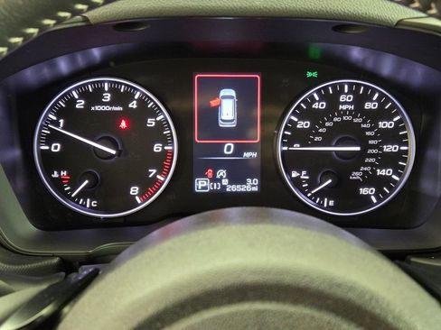 Certified 2025 Subaru Forester Premium w/ Convenience Package #2 image 32