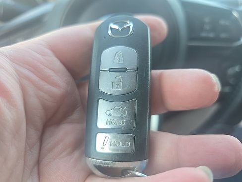 Used 2017 MAZDA MAZDA6 Touring image 20