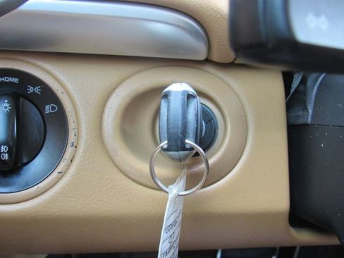 Used 2006 Porsche Cayman S image 24