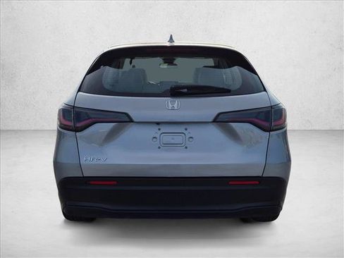 Certified 2023 Honda HR-V LX image 6