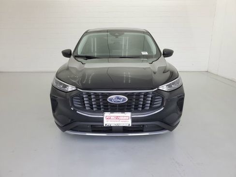 Used 2024 Ford Escape Active FWD image 3