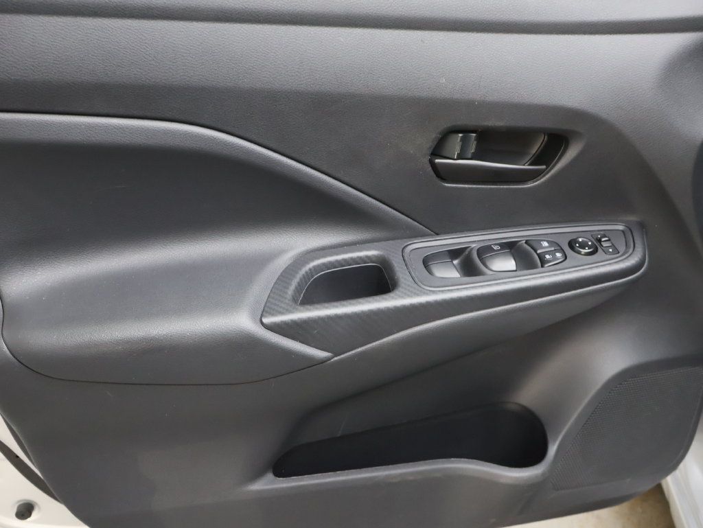 Used 2025 Nissan Versa S FWD image 14