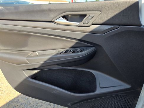 Used 2022 Volkswagen GTI SE w/ SE Leather Package image 25