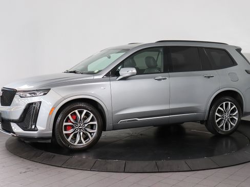 Used 2023 Cadillac XT6 Sport AWD/4WD image 2