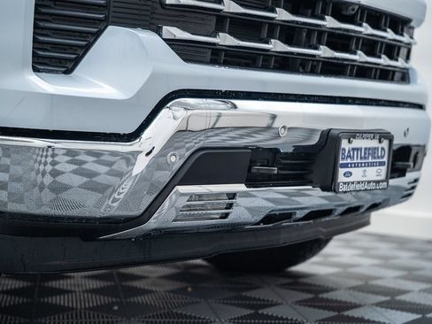 New 2026 Chevrolet Silverado 1500 LTZ w/ Technology Package AWD/4WD image 16
