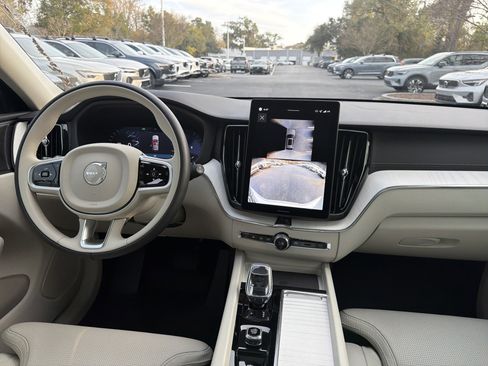 Used 2026 Volvo XC60 B5 Ultra w/ Protection Package Premier image 30