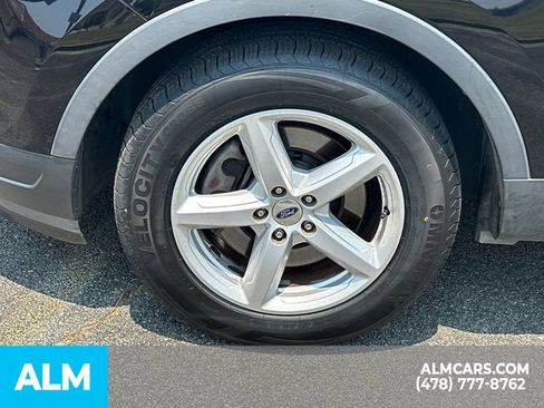 Used 2018 Ford Explorer XLT FWD image 12