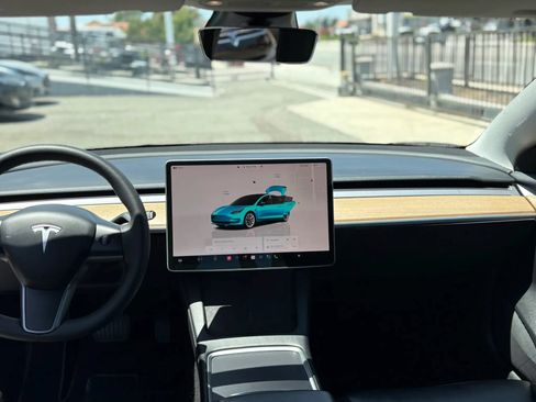 Used 2023 Tesla Model 3 Standard Range RWD image 10