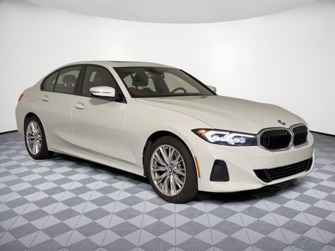 Certified 2023 BMW 330i Sedan w/ Parking Assistance Package RWD image 7