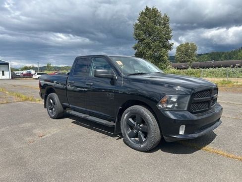 Used 2022 RAM 1500 Express w/ Wheel & Sound Group AWD/4WD image 10