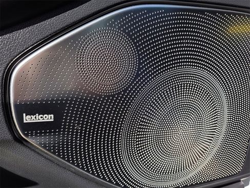 Used 2018 Genesis G90 3.3T Premium image 21