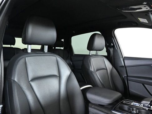 Certified 2021 Audi Q7 2.0T Premium w/ Convenience Package image 16