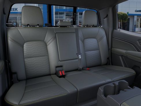 New 2026 Chevrolet Colorado ZR2 w/ Technology Package AWD/4WD image 18