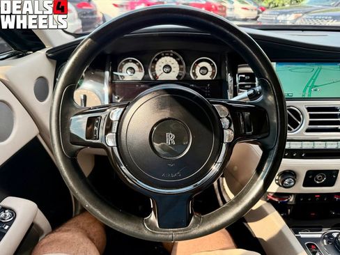 Used 2015 Rolls-Royce Wraith RWD image 29