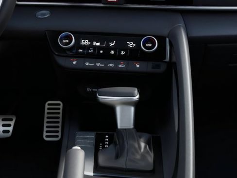 New 2026 Hyundai Elantra Sport FWD image 16