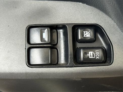 Used 2012 Mitsubishi Eclipse GS Sport image 18