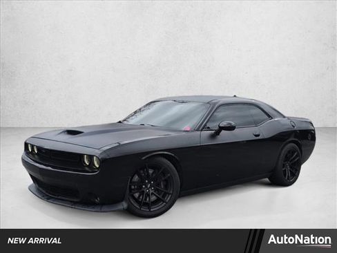 Used 2019 Dodge Challenger R/T Scat Pack w/ T/A Package image 1