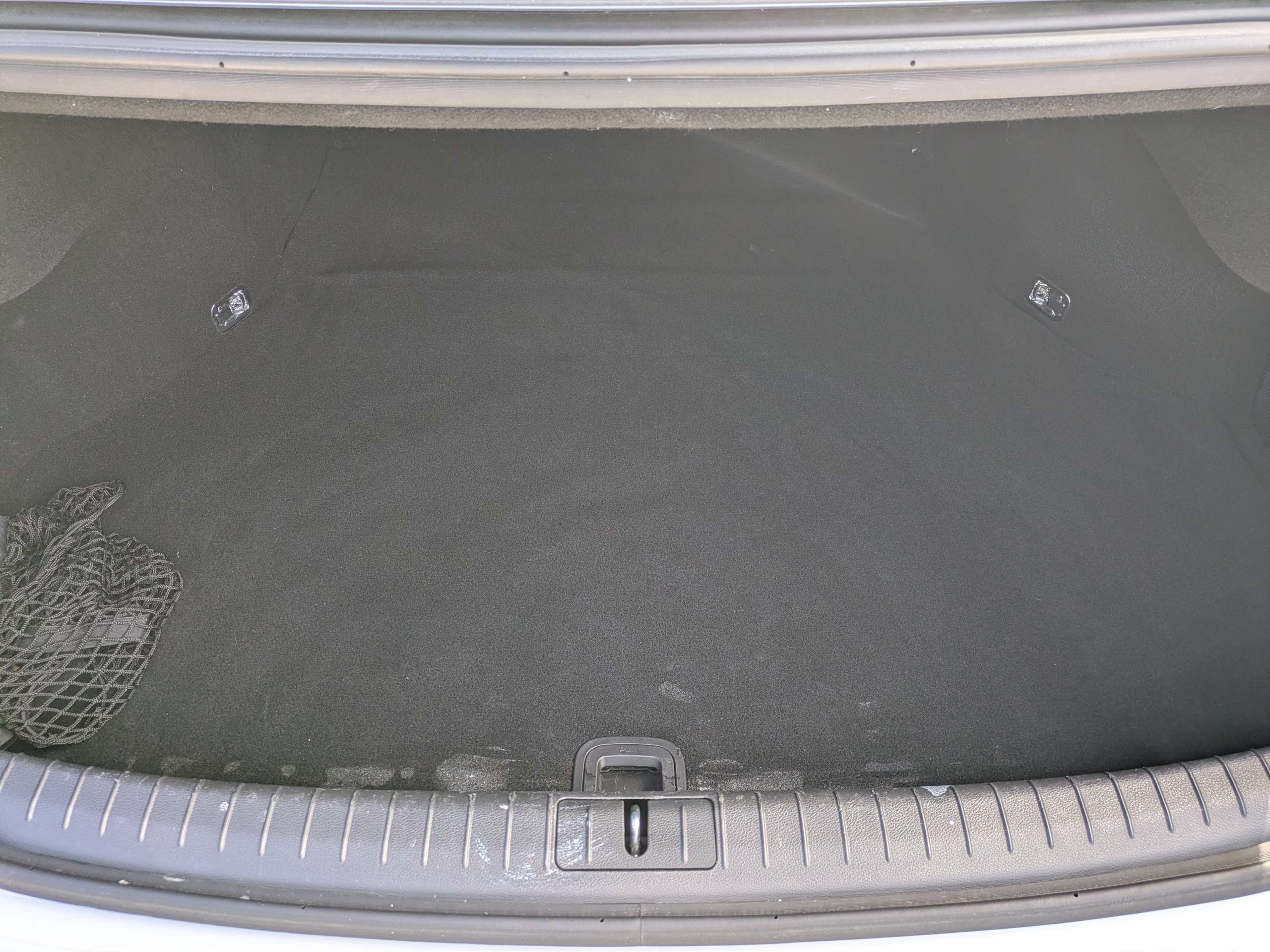 Used 2018 Genesis G80 3.8 RWD image 11
