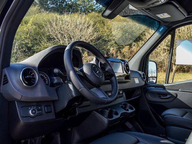 New 2026 Mercedes-Benz Sprinter 2500 image 3