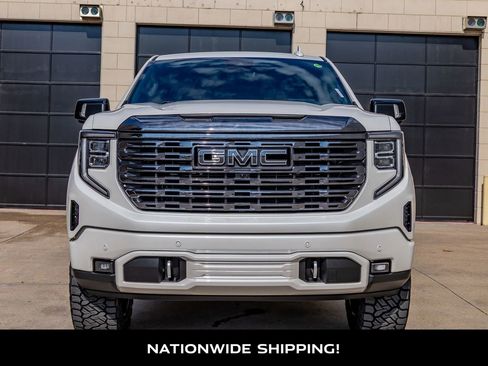 Used 2024 GMC Sierra 1500 Denali Ultimate image 4