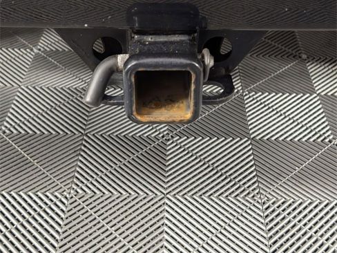 Used 2021 Chevrolet Silverado 1500 LT Trail Boss w/ LT Trail Boss Premium Package image 30