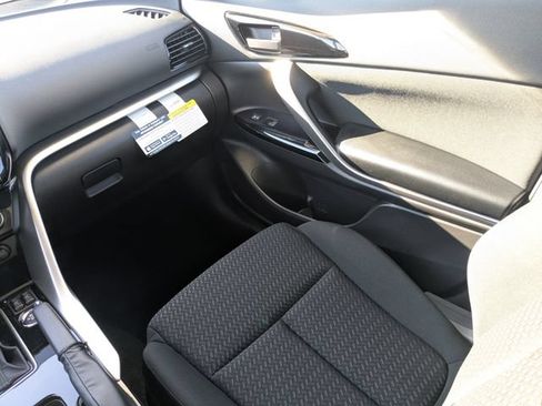 New 2026 Mitsubishi Eclipse Cross LE AWD/4WD image 18