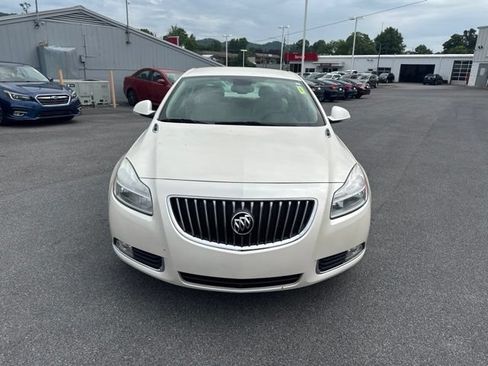 Used 2013 Buick Regal Premium FWD image 3