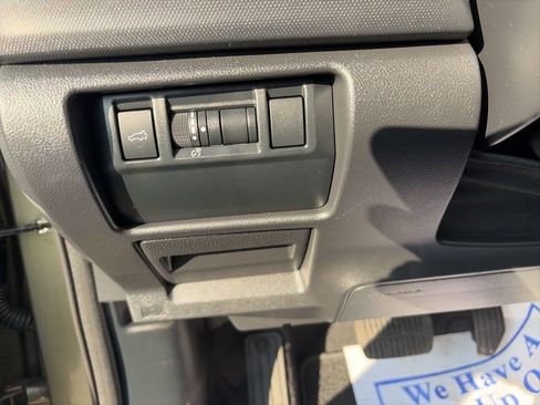 Used 2025 Subaru Forester Premium image 15