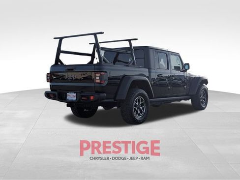 Used 2024 Jeep Gladiator Rubicon w/ Convenience Group image 7