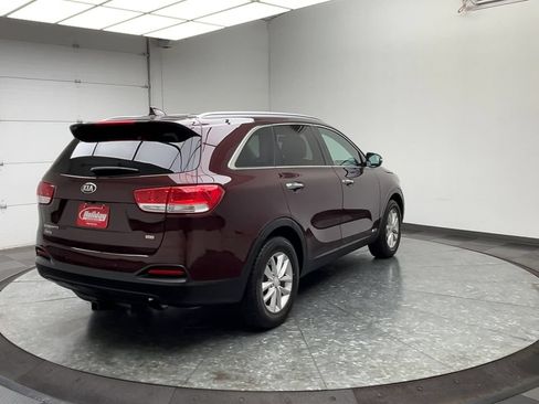 Used 2017 Kia Sorento AWD w/ LX Convenience Package image 38