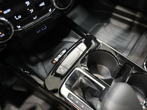 New 2026 Chevrolet Trax ACTIV w/ Sunroof Package FWD image 19