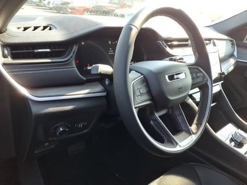 New 2026 Jeep Grand Cherokee Altitude AWD/4WD image 6