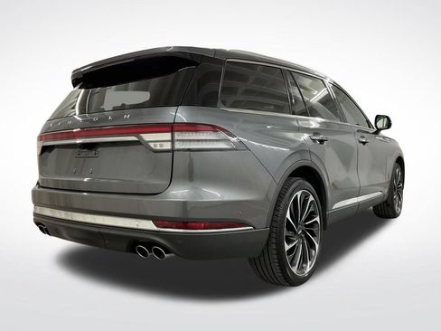 Used 2022 Lincoln Aviator Reserve w/ Equipment Group 201A AWD/4WD image 3